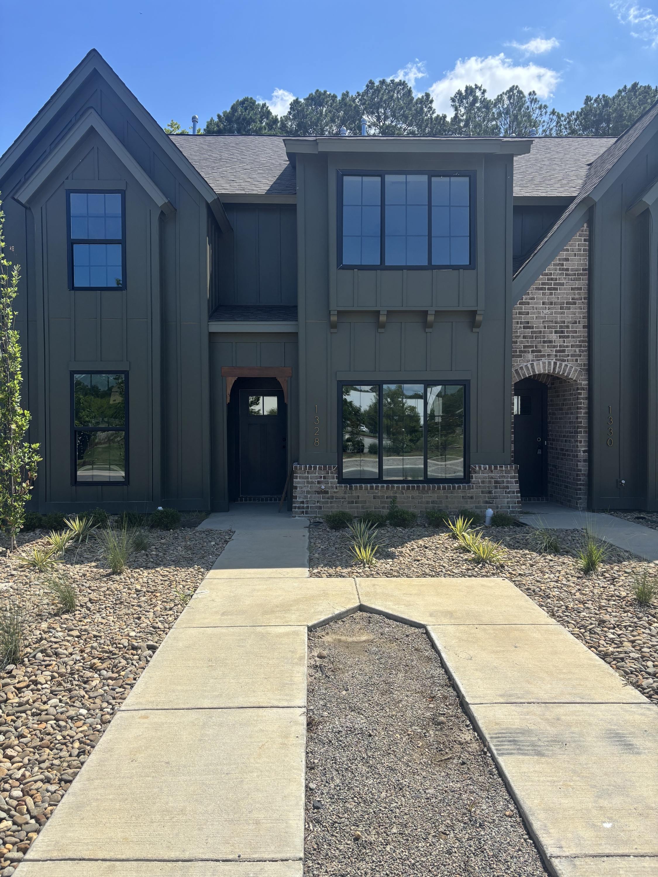1328 Twelve Oaks Ln - 1