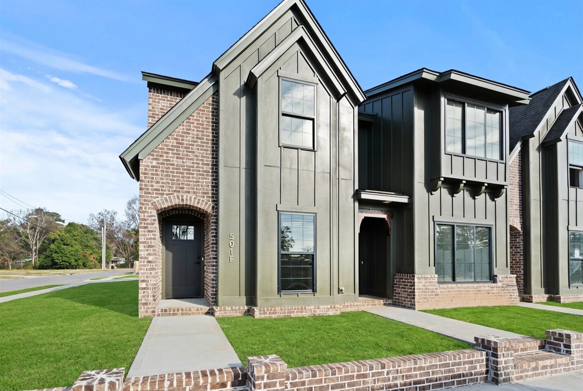 501 West Cheves Street - E